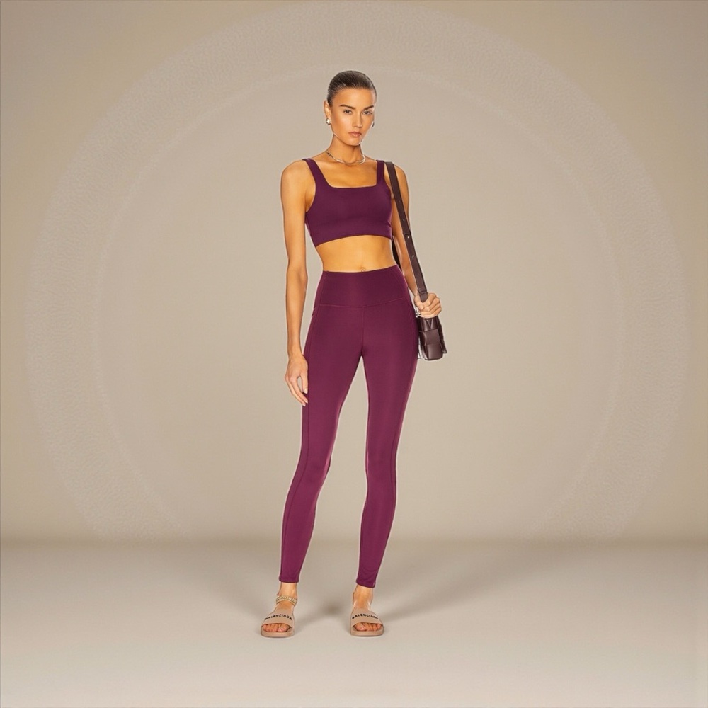 GIRLFRIEND COLLECTIVE: High-Rise Pocket Legging in Plum